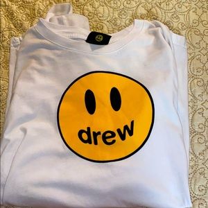 Super popular drew shirt!! Bought this size to wear oversized!